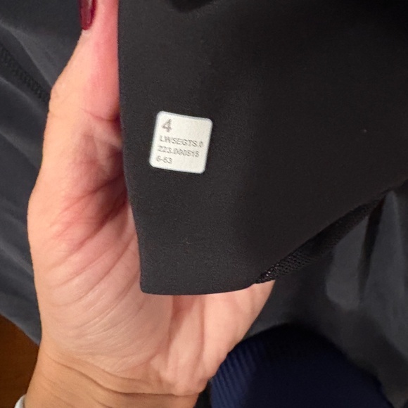 Lululemon Softstreme High-Rise Pant in Black- 4 - Picture 4 of 5